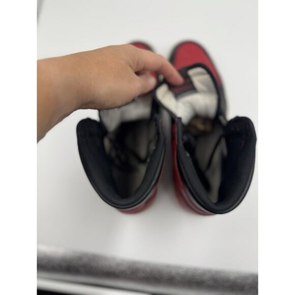 Size 11.5 - Jordan 1 Retro OG High Banned, Bred NBS316